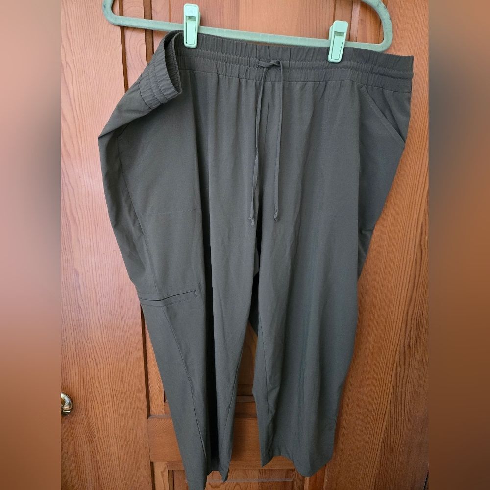 J Jill Pure Jill Fit Women's Olive Green Capri Pants 2X
